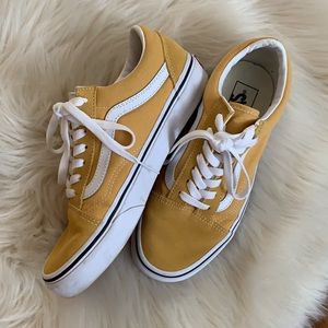 NWOT Vans Old Skool Skat Shoes